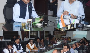 *कलेक्टर ने ली स्वामी आत्मानंद उत्कृष्ट  स्कूलों के प्राचार्यो की बैठक:नदारद प्राचार्यो को नोटिस*