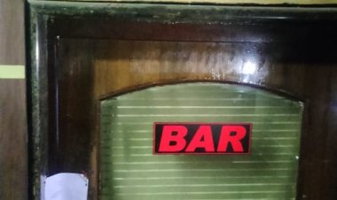 *बड़ी कार्रवाई: 6 बार को किया गया सीलबंद, दूसरे प्रदेश की बेची जा रही थी शराब, कई अन्य कमियां मिलने पर* हुई कार्रवाई*