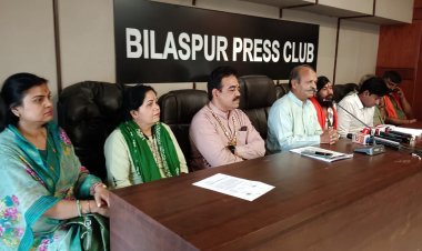 *हिंदूवादी संगठन से जुड़े लोगों ने लव जिहाद और धर्मांतरण पर कठोर कार्रवाई किए जाने की मांग। कहा खुले में मांस विक्रय को प्रतिबंधित करने सभी शहरों में स्थान निर्धारित किया जाए।*