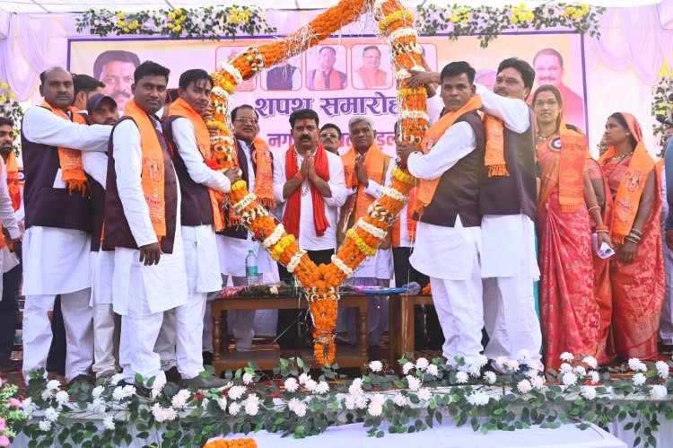*उपमुख्यमंत्री विजय शर्मा नगर पंचायत सहसपुर लोहारा और बोड़ला नगरीय निकायों के शपथ ग्रहण कार्यक्रम में शामिल हुए*