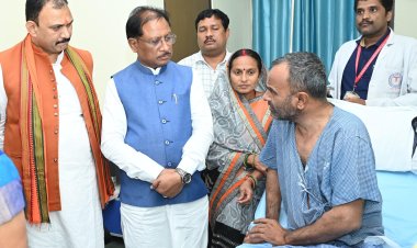 मुख्यमंत्री श्री साय ने एम्स रायपुर में भर्ती श्री विशंभर यादव का जाना कुशलक्षेम : इलाज के लिए 5-5 लाख की आर्थिक सहायता