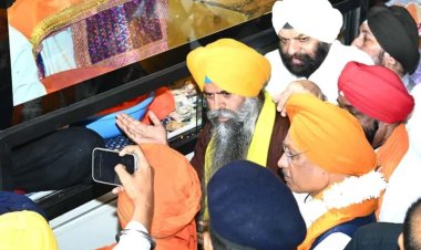Chief Minister joins Nagar Kirtan in Raipur on 350th martyrdom anniversary