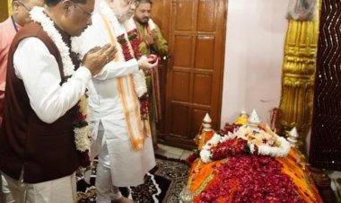 केंद्रीय गृह मंत्री श्री अमित शाह और मुख्यमंत्री श्री विष्णुदेव साय ने मां दंतेश्वरी की पूजा-अर्चना कर देश-प्रदेश की सुख-शांति, समृद्धि और खुशहाली का मांगा आशीर्वाद