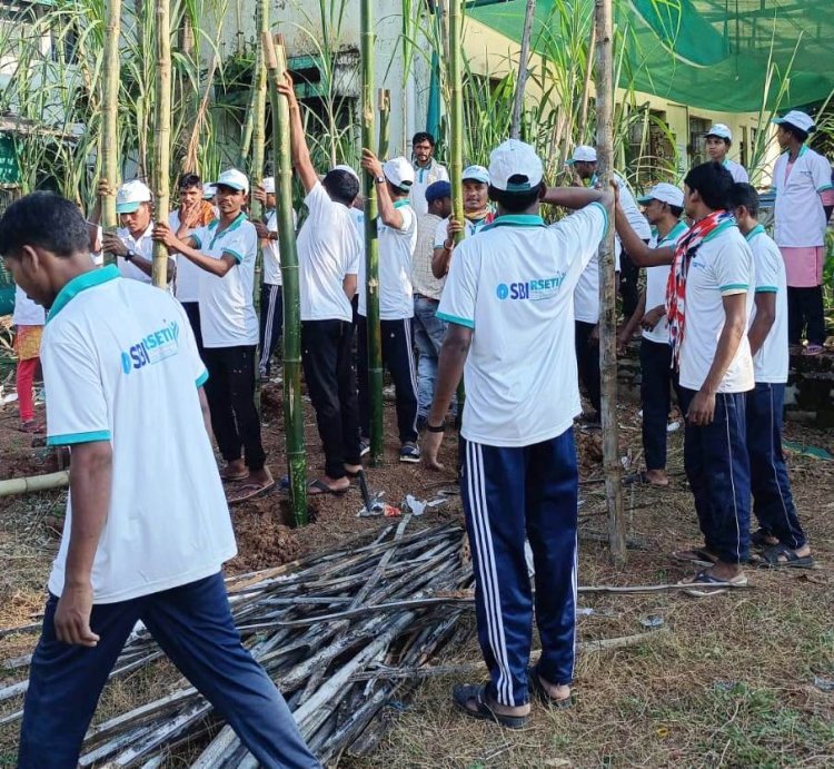 आत्मसमर्पित माओवादियों ने थामी तरक्की की डोर