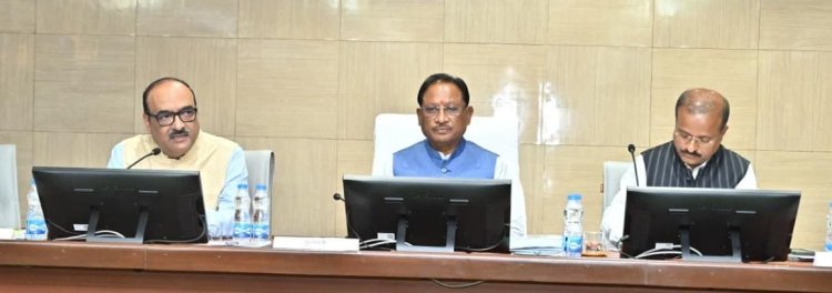 CM Vishnu Deo Sai Sets Firm Tone at 9-Hour Collector Conference: “No Laxity Will Be Tolerated in Public Welfare Work”