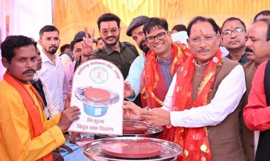 जशपुर जिले में शिल्पकारों के लिए स्थापित होगा ग्लेज़िंग यूनिट: मुख्यमंत्री श्री विष्णु देव साय