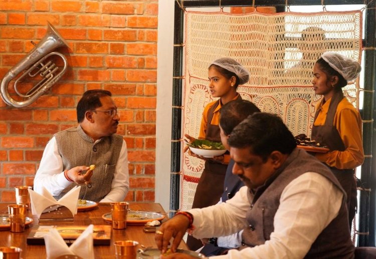 Chief Minister Shri Vishnu Deo Sai Inaugurates ‘Pandum Café’