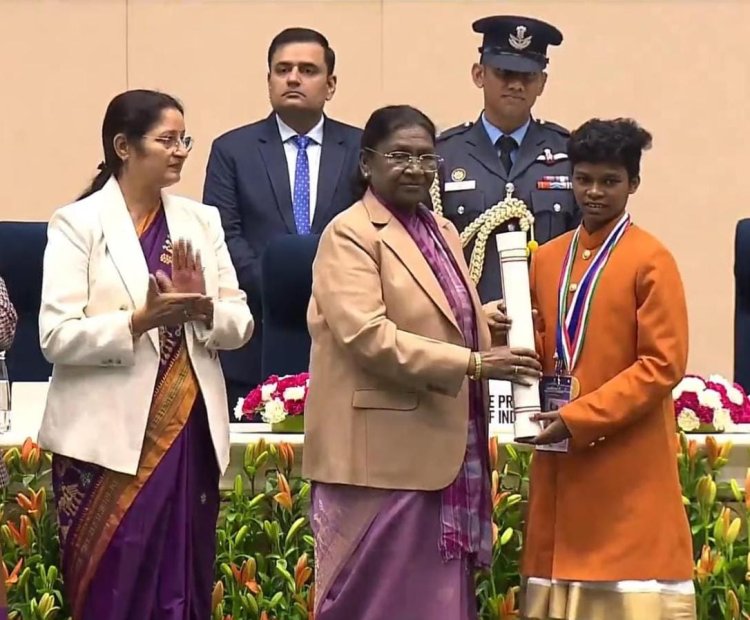 *जूडो में उत्कृष्ट प्रदर्शन पर योगिता मंडावी राष्ट्रीय बाल पुरस्कार से सम्मानित: मुख्यमंत्री श्री विष्णुदेव साय ने दी बधाई और शुभकामनाएं*