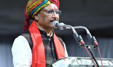 *समाज के लिए सामुदायिक भवन हेतु 50 लाख और पारागांव में सीसी रोड निर्माण के लिए 20 लाख रुपये देने की घोषणा*