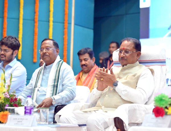 *प्रधानमंत्री ने बटन दबाकर किसान सम्मान निधि योजना के 22वीं किश्त की राशि अंतरित की*