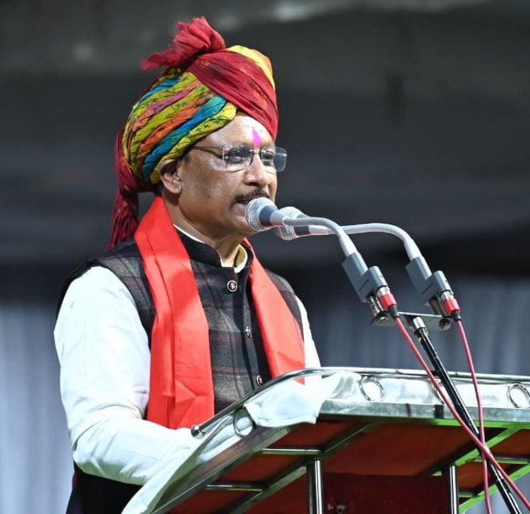 *समाज के लिए सामुदायिक भवन हेतु 50 लाख और पारागांव में सीसी रोड निर्माण के लिए 20 लाख रुपये देने की घोषणा*