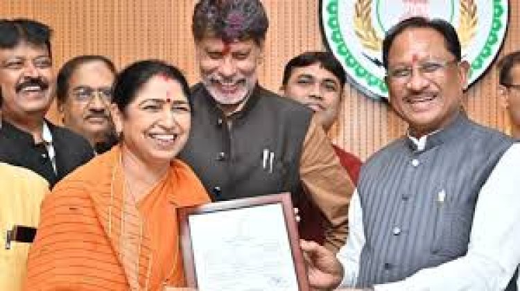 *मुख्यमंत्री श्री विष्णु देव साय से नवनिर्वाचित राज्यसभा सदस्य श्रीमती लक्ष्मी वर्मा ने की सौजन्य मुलाकात