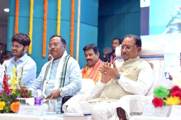 *प्रधानमंत्री ने बटन दबाकर किसान सम्मान निधि योजना के 22वीं किश्त की राशि अंतरित की*