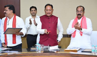 *सीएम हेल्पलाइन 1076 का शुभारंभ : अब एक कॉल पर सुनी जाएगी जनता की हर समस्या*