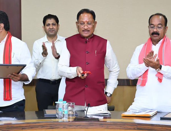 *सीएम हेल्पलाइन 1076 का शुभारंभ : अब एक कॉल पर सुनी जाएगी जनता की हर समस्या*