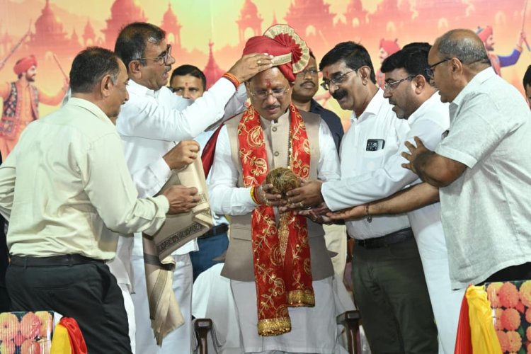 गरबा महोत्सव हमारी आस्था, सांस्कृतिक विरासत और सामाजिक एकता का सुंदर संगम : मुख्यमंत्री